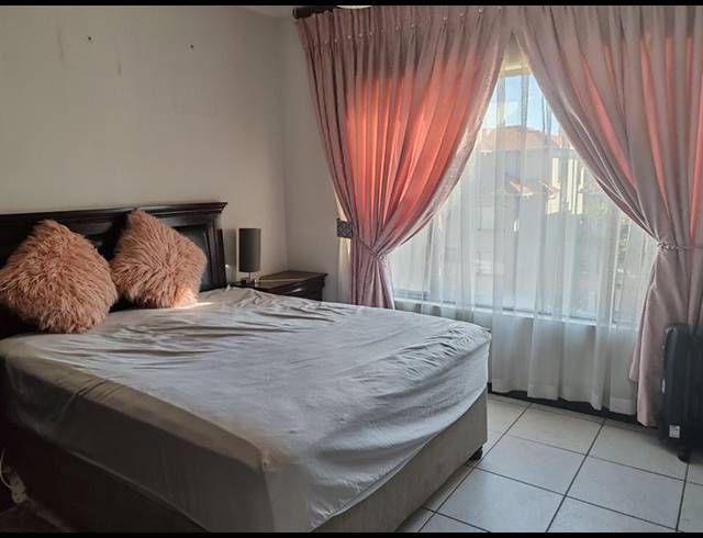 3 BEDROOM COMPLEX FOR SALE IN SOLHEIM